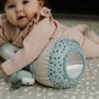 Gross motor skills for babies: What they are, examples and milestones