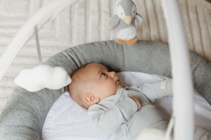 What to buy for a baby shower? 24 gift ideas parents will actually use and love