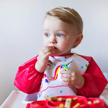 Introducing solids and first sips – the essential tools to start baby's weaning journey