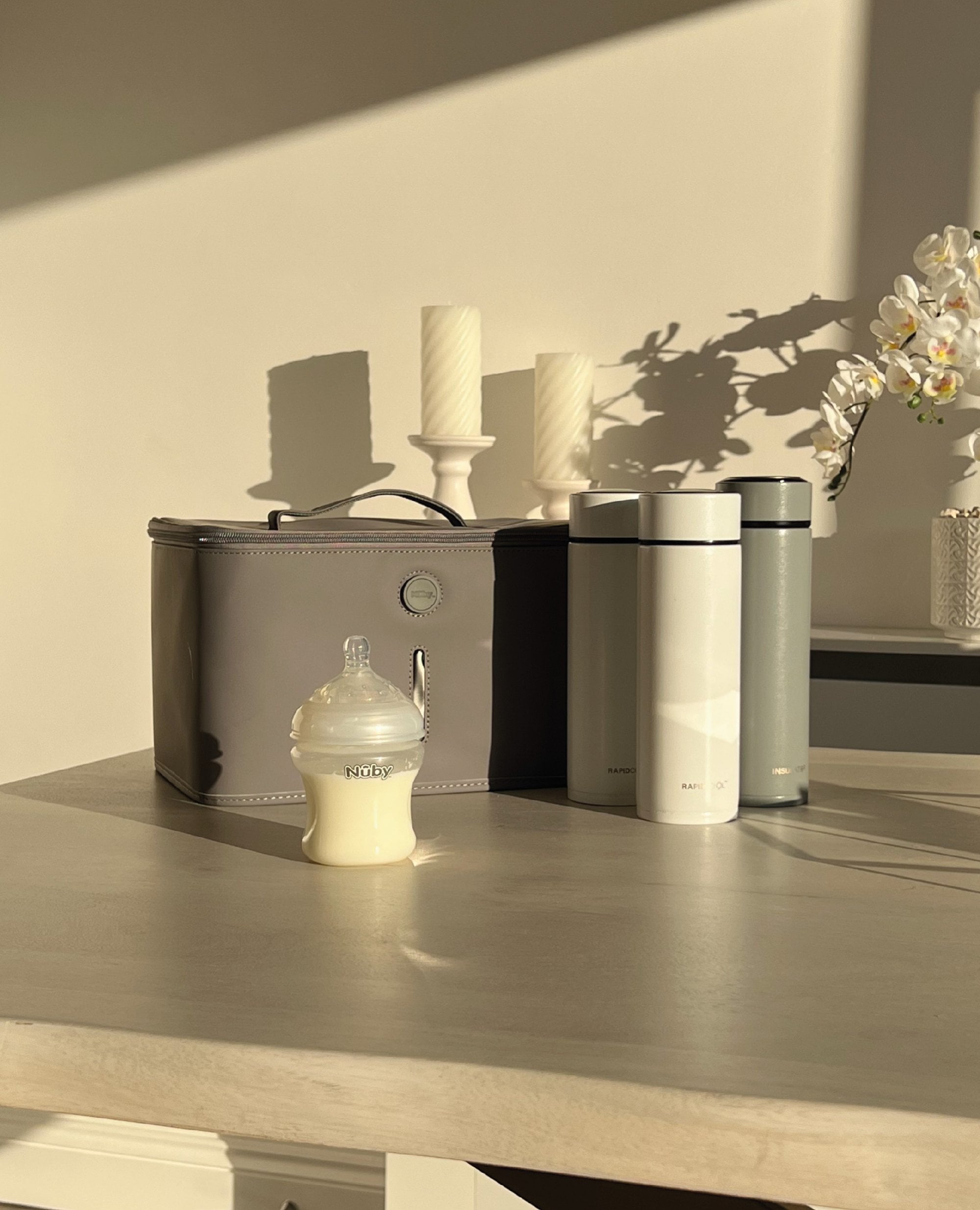 Nuby RapidCool - Prepara Il Latte In Polvere In 2 Minuti, Portatile, Senza Fili, Con Dispenser, Bianco - Foto 8