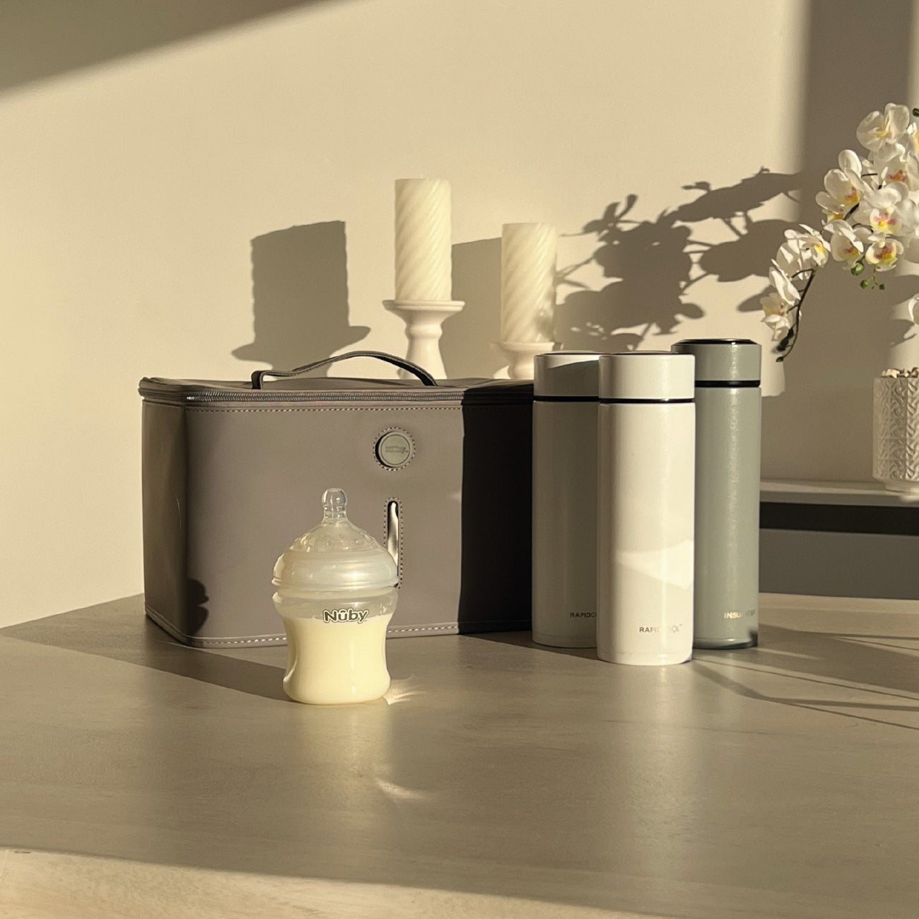 Nuby RapidCool - Prepara Il Latte In Polvere In 2 Minuti, Portatile, Senza Fili, Con Dispenser, Bianco - Foto 8