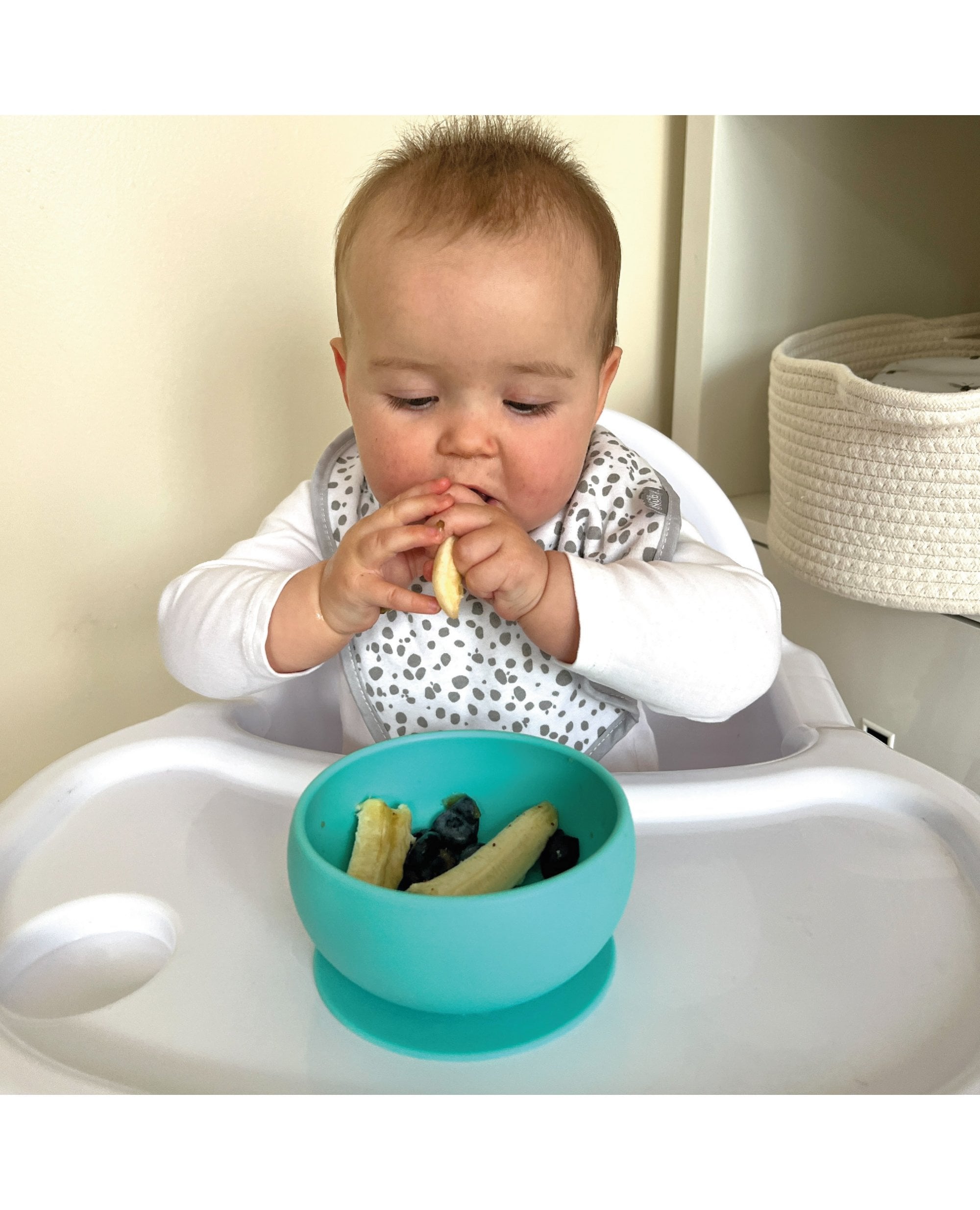 Baby plates and bowls with deals suction