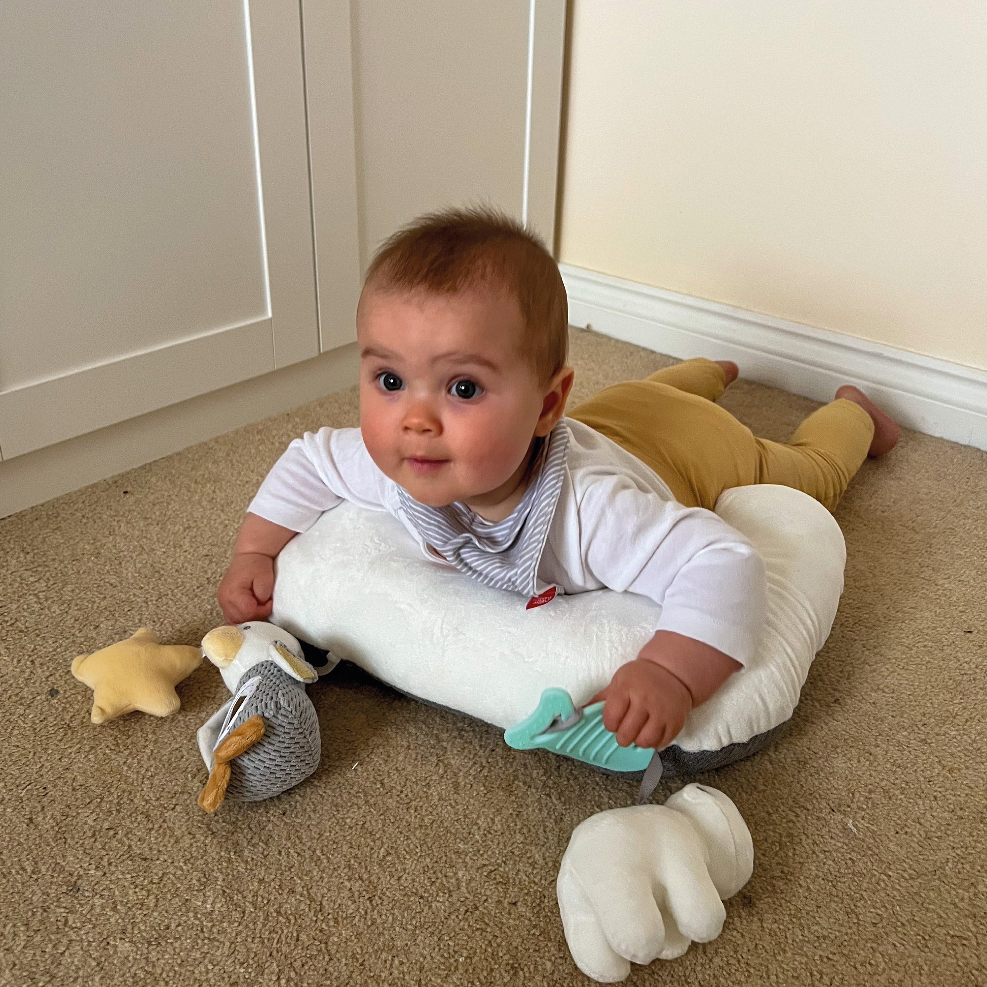 Using pillow store for tummy time